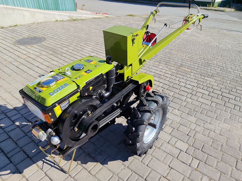 Мотоблок DOZER DE100 (6.00-12) дизельний 10 к.с. електростартер фреза