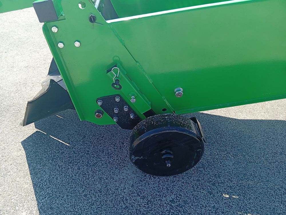 Картоплекопач транспортерний однорядний по типу Bomet для мінітрактора