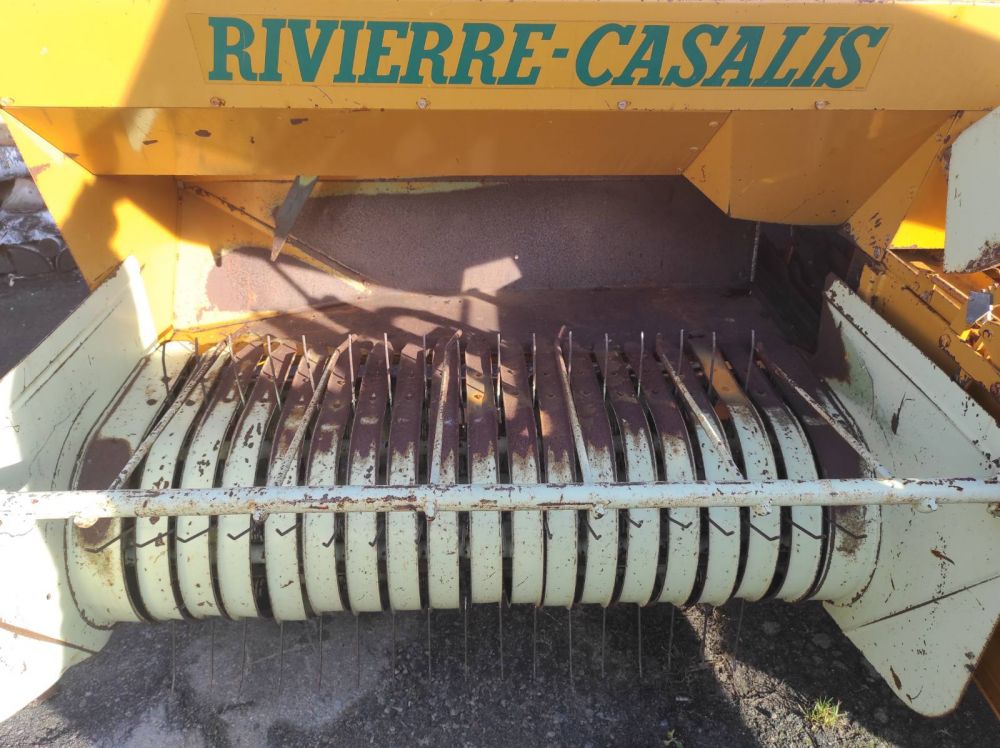 Пресс-подборщик RIVIERRE CASALIS KR 40 TS