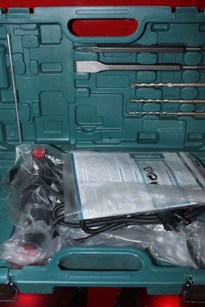 Перфоратор Hyundai H 850