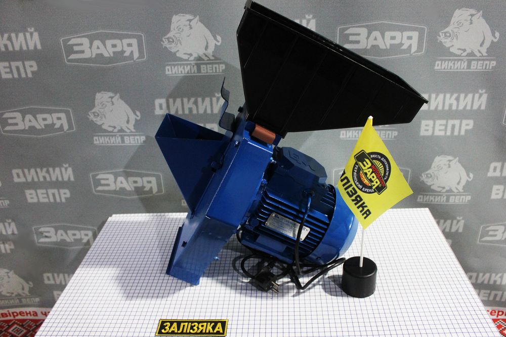 Зернодробарка Эликор-1