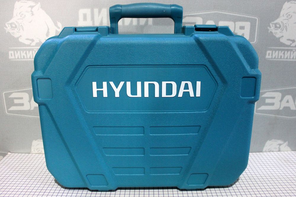 Перфоратор Hyundai Н 900