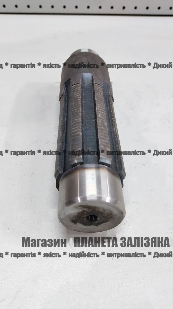 Вторичный вал редуктора фрезы к тракторной почвофрезе Заря, ДТЗ 1,6м-2,0м