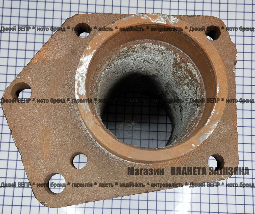 Корпус полуоси мототрактора - правый D-49mm 6 болтов