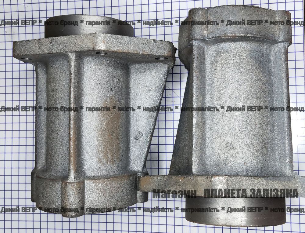 Корпус піввісі мототрактора - D-49mm 6 болтів (правий, лівий)