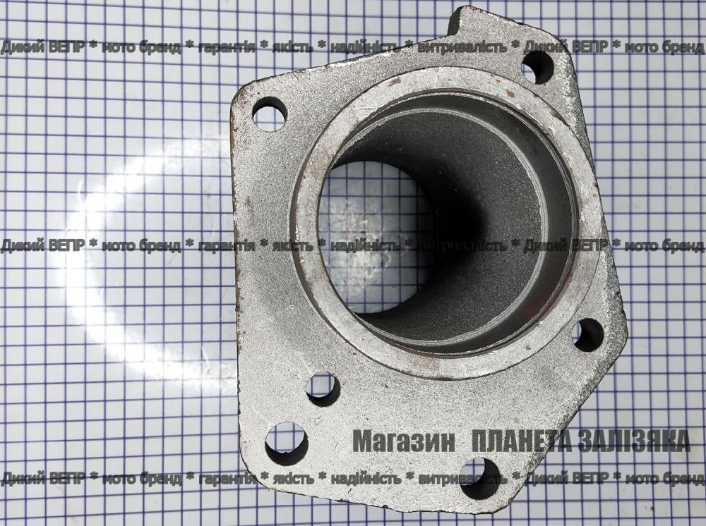 Корпус піввісі мототрактора - D-49mm 6 болтів (правий, лівий)