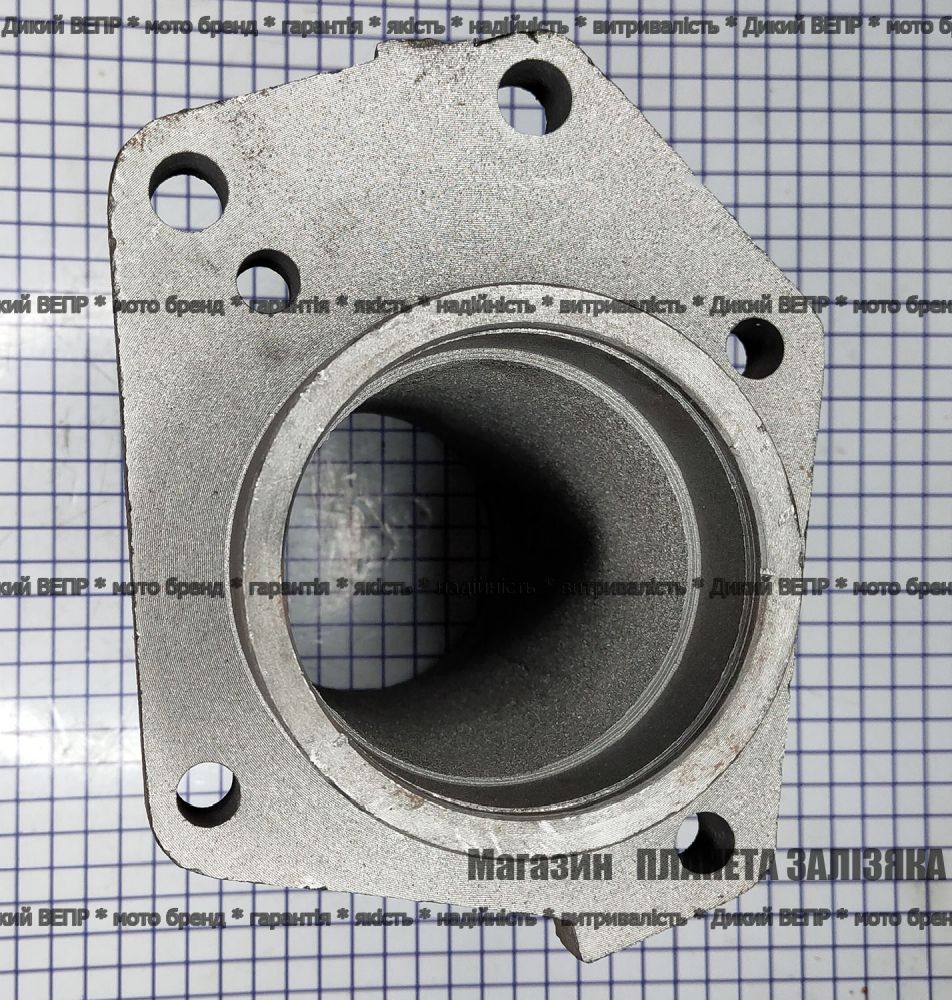Корпус піввісі мототрактора - D-49mm 6 болтів (правий, лівий)