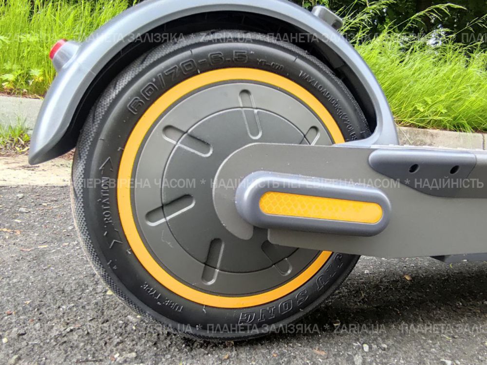 Электросамокат Treker CS-710 MAX 10 дюймов 350W