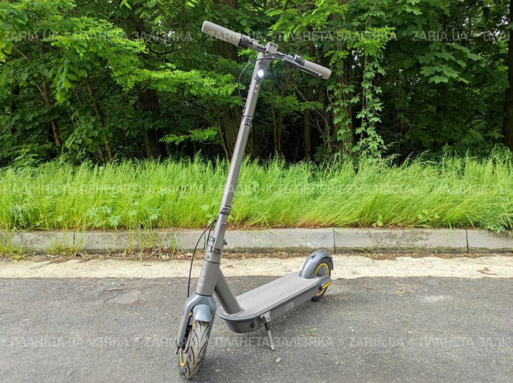 Электросамокат Treker CS-710 MAX 10 дюймов 350W