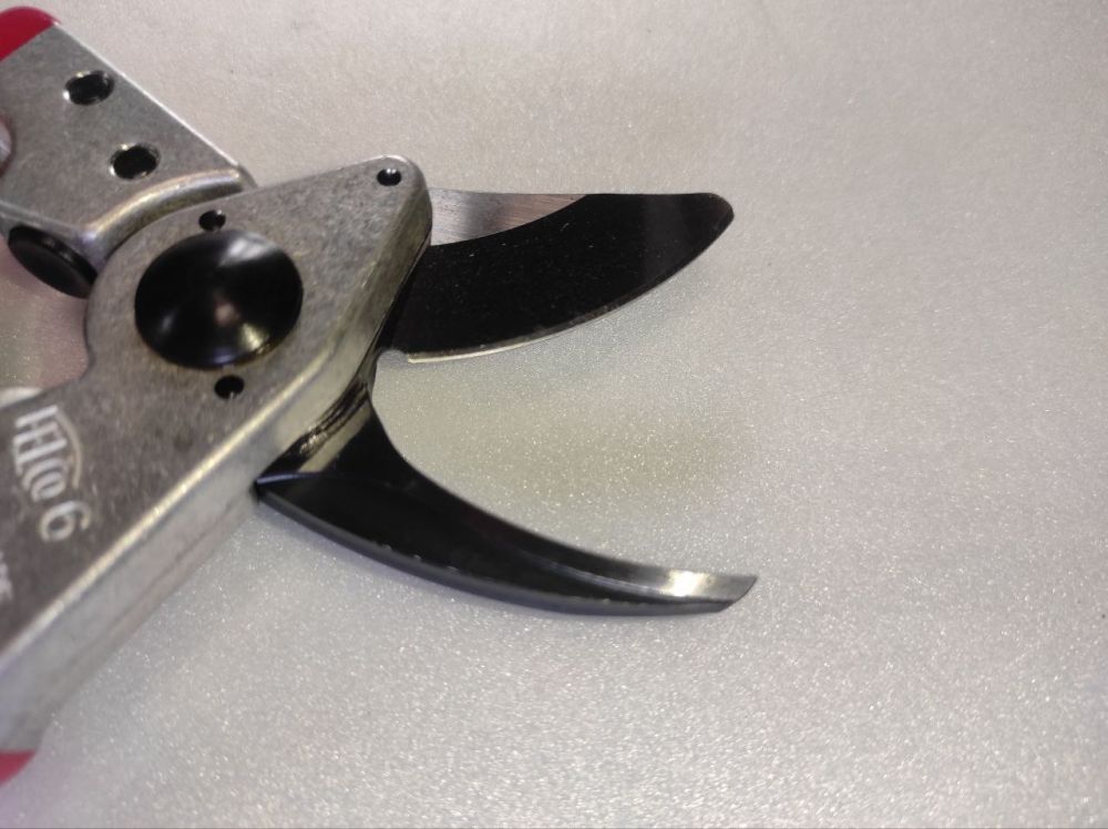 Садовий секатор FELCO 6 обвідний ергономічний + точилка FELCO 905