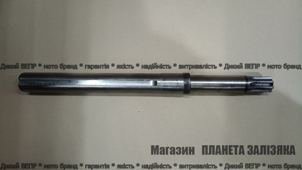 Піввісь ліва 8 шліців Довжина 595мм (під болт) для мототрактора (Код товару 8731)