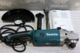 Кутова шліфмашина Makita GA9020S
