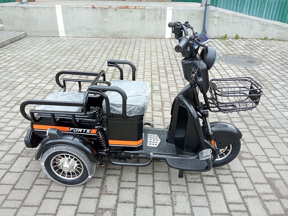 Електроскутер Forte СARGO-P650 650W 60V-20Ah SLA