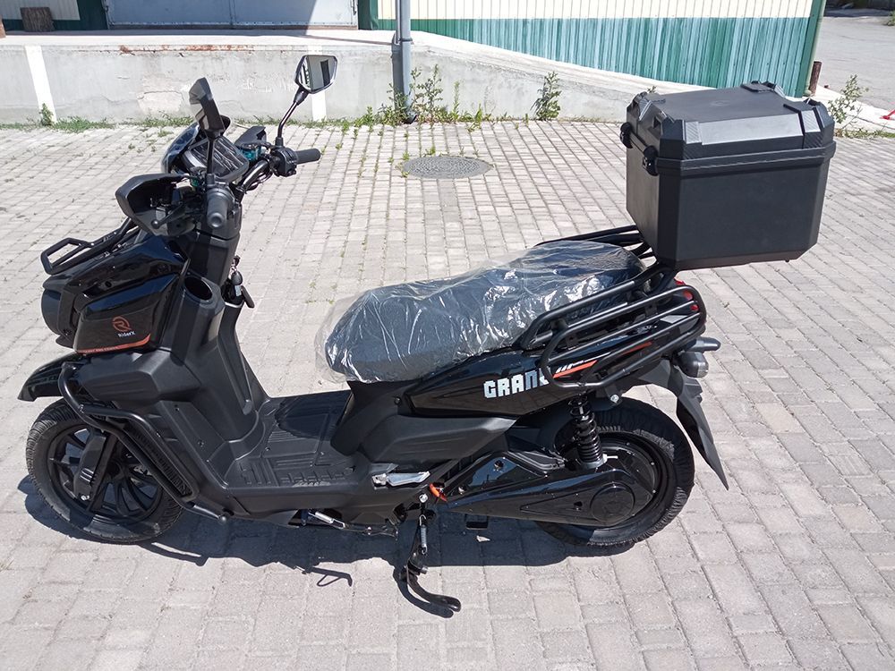 Електроскутер Rider X GRAND (2500W; 72V-35Ah AGM)