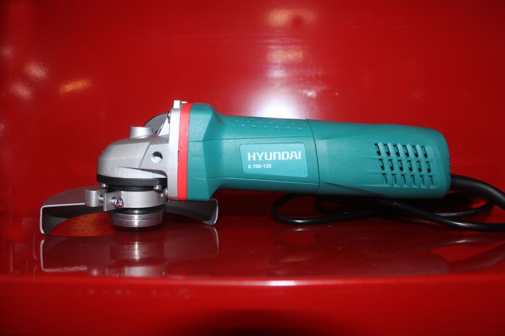 Угловая шлифовальная машина Hyundai G 750-125