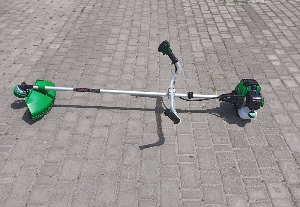 Тример бензиновий APRO BT 1600