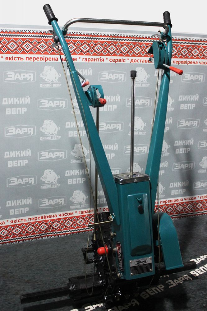 Редуктор Заря з валом відбору потужності до мотоблоків Заря Вепр