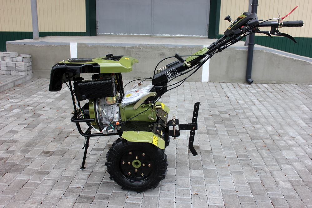 Мотоблок Forte 1050 Lux дизельний 6.5 к.с.