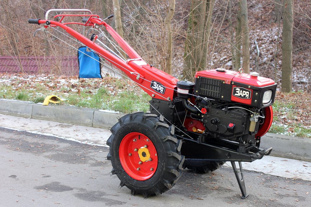 Мотоблок Заря 81 R180 дизельный 8 л.с. комплект