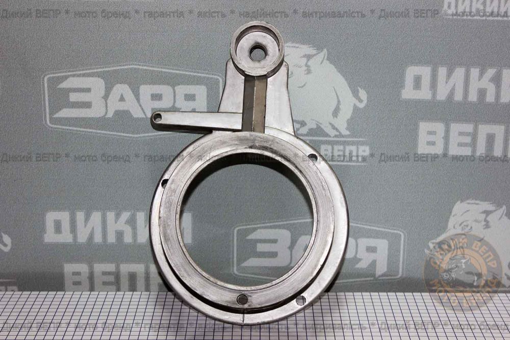 Перехідний корпус двигуна і трансмісії до мотокультиватора Заря SH-1