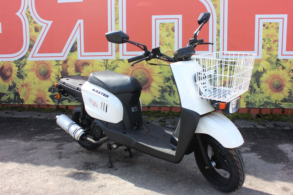 Скутер MASTER (SKYBIKE)