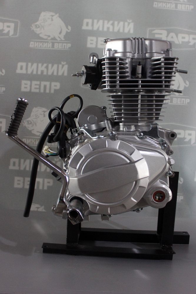Двигатель в сборе Minsk-Viper CB 200сс к мотоциклам