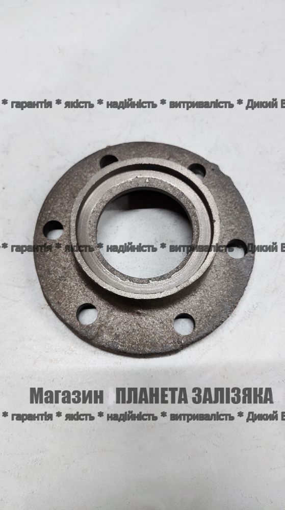 Нижній корпус сальника редуктора фрези до тракторної грунтофрези Заря, ДТЗ 1,6-2,0м