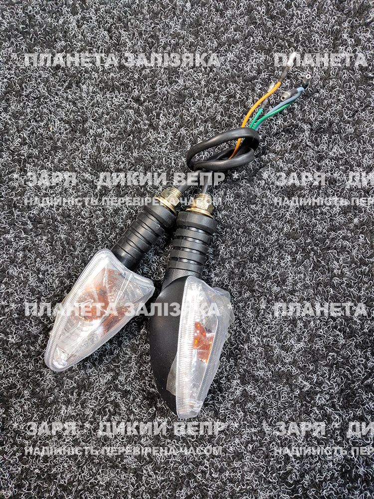 Вказівники поворотів задні для мотоцикла SPARTA Monster 150сс